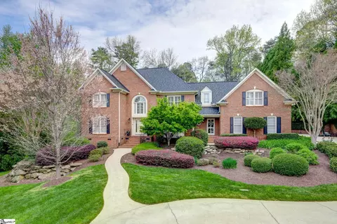4 Medallion Ct, Greer, SC 29650