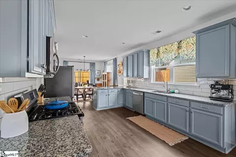 Kitchen - 16 Royal Pine Way, Greer, SC 29650 photo 3 of 4