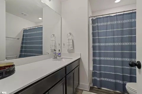 Bath - 1360 Maplesmith Way, Moore, SC 29369 photo 2 of 3