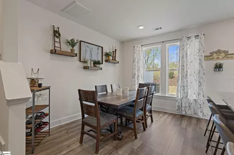 Dining - 1360 Maplesmith Way, Moore, SC 29369 photo 1 of 2