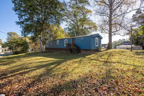 124 High St, Converse, SC 29329 photo 2