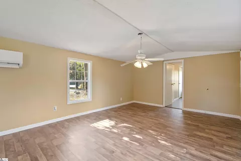 124 High St, Converse, SC 29329 photo 7