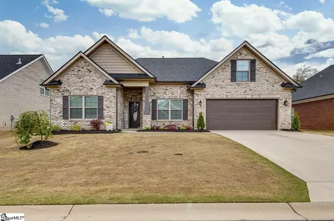106 Silverlimb Ln, Taylors, SC 29687