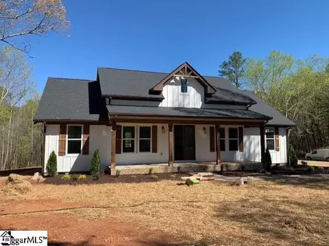 43 Glenwood Ln, Gray Court, SC 29645