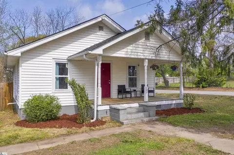101 Parker St, Duncan, SC 29334