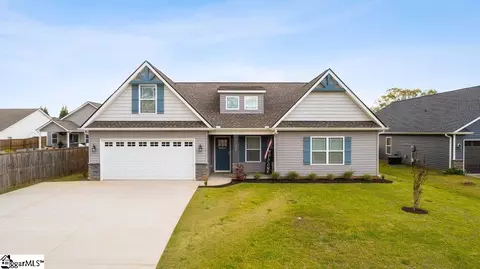 119 N Lakeview Dr, Duncan, SC 29334