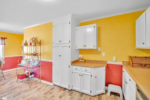 Kitchen - 827 Meece Mill Rd, Pickens, SC 29671 photo 2 of 2