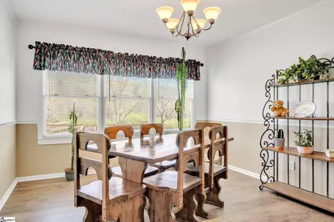 Dining - 827 Meece Mill Rd, Pickens, SC 29671 photo 1 of 3