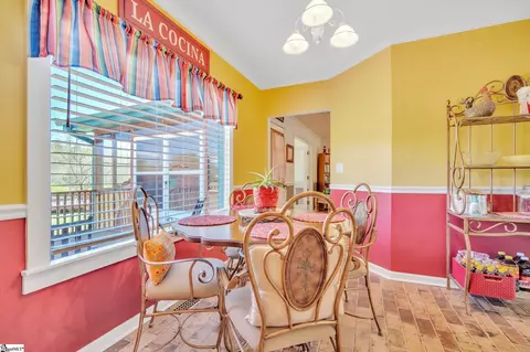 Dining - 827 Meece Mill Rd, Pickens, SC 29671 photo 3 of 3