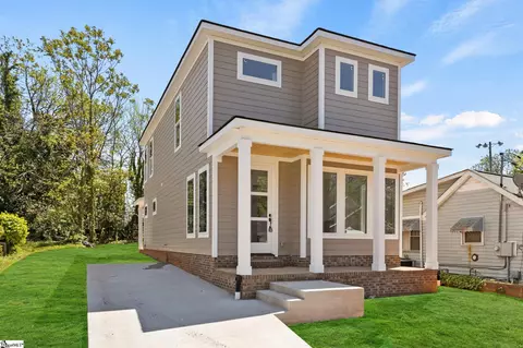 13 Dean St, Greenville, SC 29605