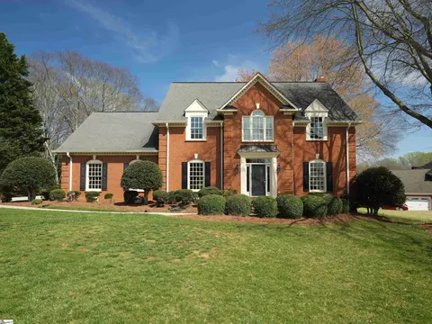 102 River Point Ct, Simpsonville, SC 29681