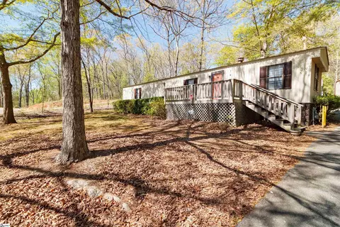 716 Mcfalls Cir, Anderson, SC 29621