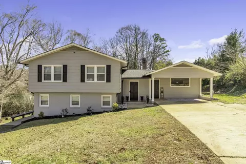 10 Kathryan Cir, Greenville, SC 29605