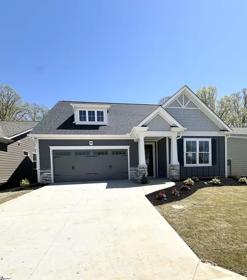 3 Pineglen Ct, Simpsonville, SC 29680