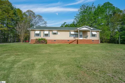 108 Woodland Dr, Easley, SC 29642