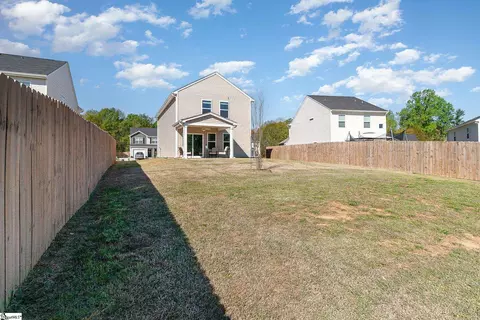 Exterior - 1237 Paramount Dr, Lyman, SC 29365 photo 9 of 10