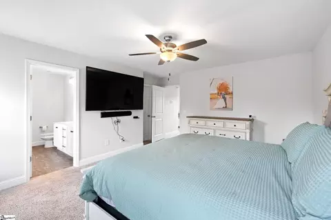 Bedroom - 604 River Trace Loop, Simpsonville, SC 29680 photo 3 of 4