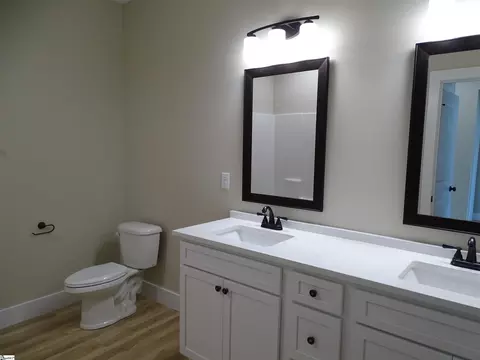 Bath - 150 Orchard Dr, Moore, SC 29369 photo 6 of 6