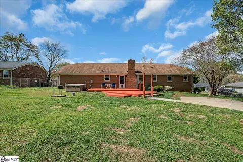 Exterior - 115 Snipe Ln, Easley, SC 29642 photo 5 of 9
