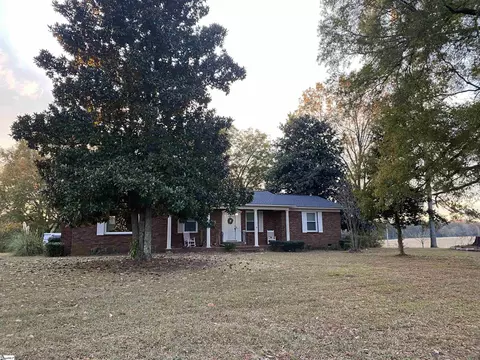26628 E 76 Hwy, Kinards, SC 29355