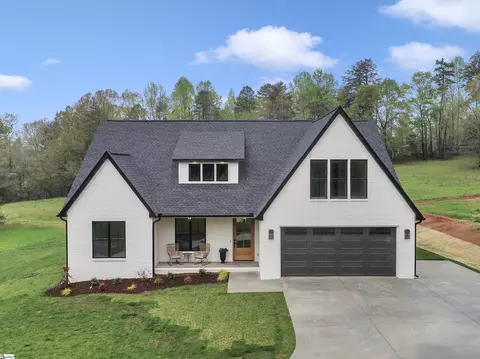 9 Abigail Ct, Greer, SC 29651