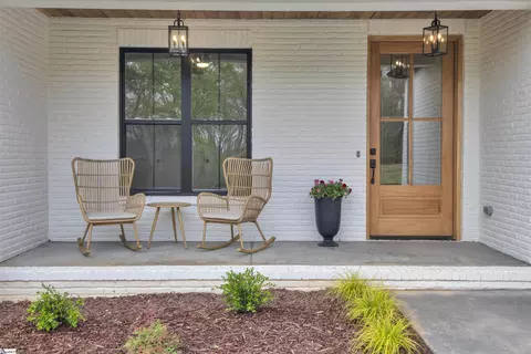 9 Abigail Ct, Greer, SC 29651 photo 3