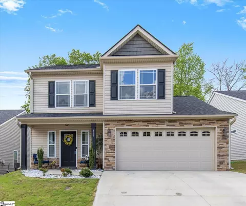 428 Timberwood Dr, Woodruff, SC 29388