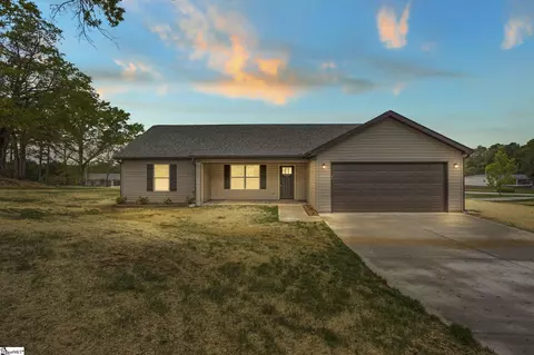 6225 Georgia Rd, Gray Court, SC 29645