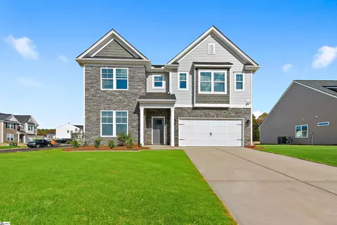312 Forestglade Ln, Simpsonville, SC 29680