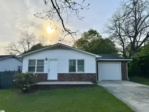 116 Chipley Ln, Greenville, SC 29605