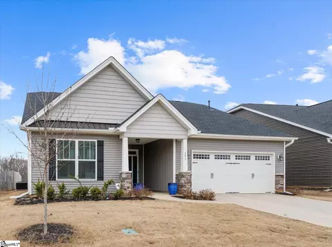 245 Foxbank Cir, Greer, SC 29651