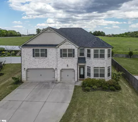 806 Shoredale Ln, Simpsonville, SC 29681