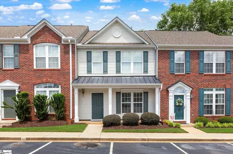 154 Spring Crossing Cir, Greer, SC 29650