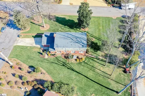 View/Area - 107 Laurel Rd, Greer, SC 29651 photo 2 of 2