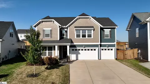 227 Durness Dr, Simpsonville, SC 29681