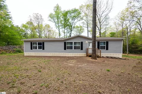 226 Mountain Creek Rd, Honea Path, SC 29654