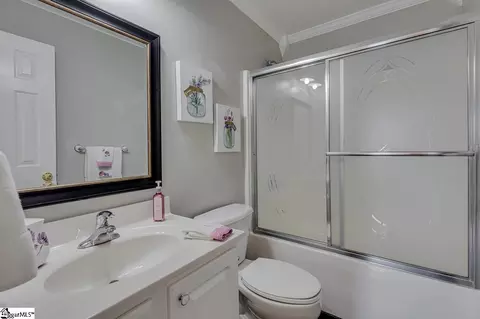 Bath - 402 Chartwell Dr, Greer, SC 29650 photo 3 of 3