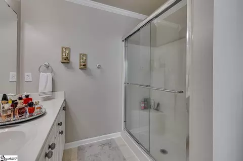 Bath - 402 Chartwell Dr, Greer, SC 29650 photo 2 of 3