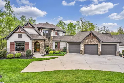 220 Saluda Run Dr, Piedmont, SC 29673