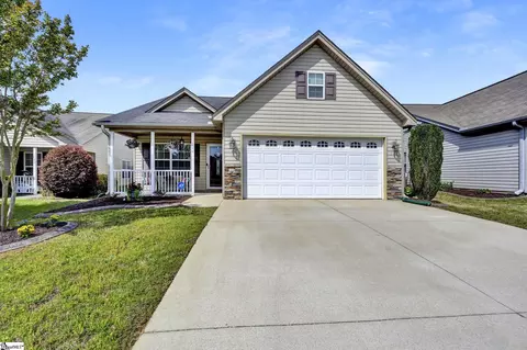 644 Clarion Ct, Boiling Springs, SC 29316