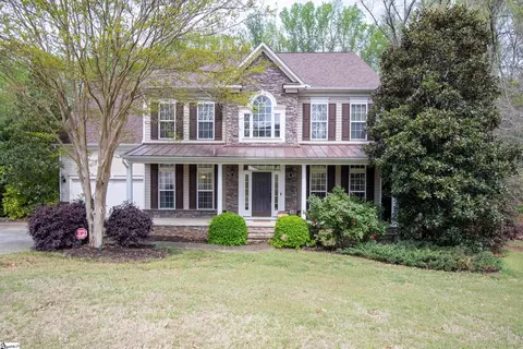 145 Hartwick Ln, Fountain Inn, SC 29644