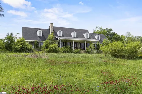 94 Garrett Rd, Enoree, SC 29335