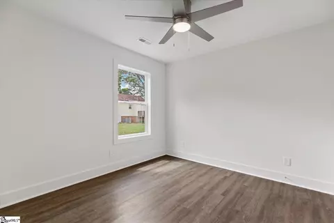 Bedroom - 141 Baileyview St, Greer, SC 29651 photo 7 of 10
