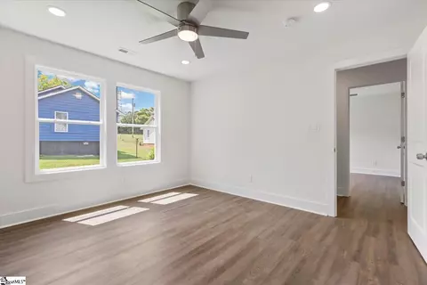 Bedroom - 141 Baileyview St, Greer, SC 29651 photo 5 of 10