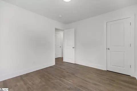 Bedroom - 141 Baileyview St, Greer, SC 29651 photo 9 of 10