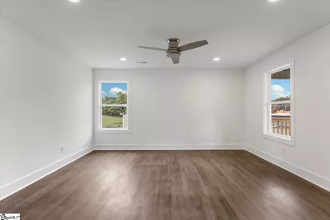 Bedroom - 141 Baileyview St, Greer, SC 29651 photo 1 of 10