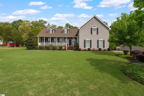 427 Saddlebred Dr, Pelzer, SC 29669