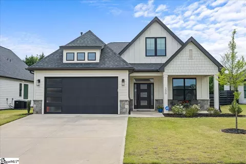 200 Pleasant Brook Rd, Simpsonville, SC 29680