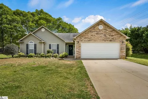 100 Pepper Dr, Belton, SC 29627