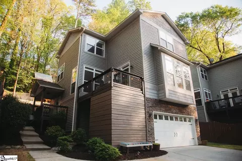 126 Brookside Cir, Greenville, SC 29609